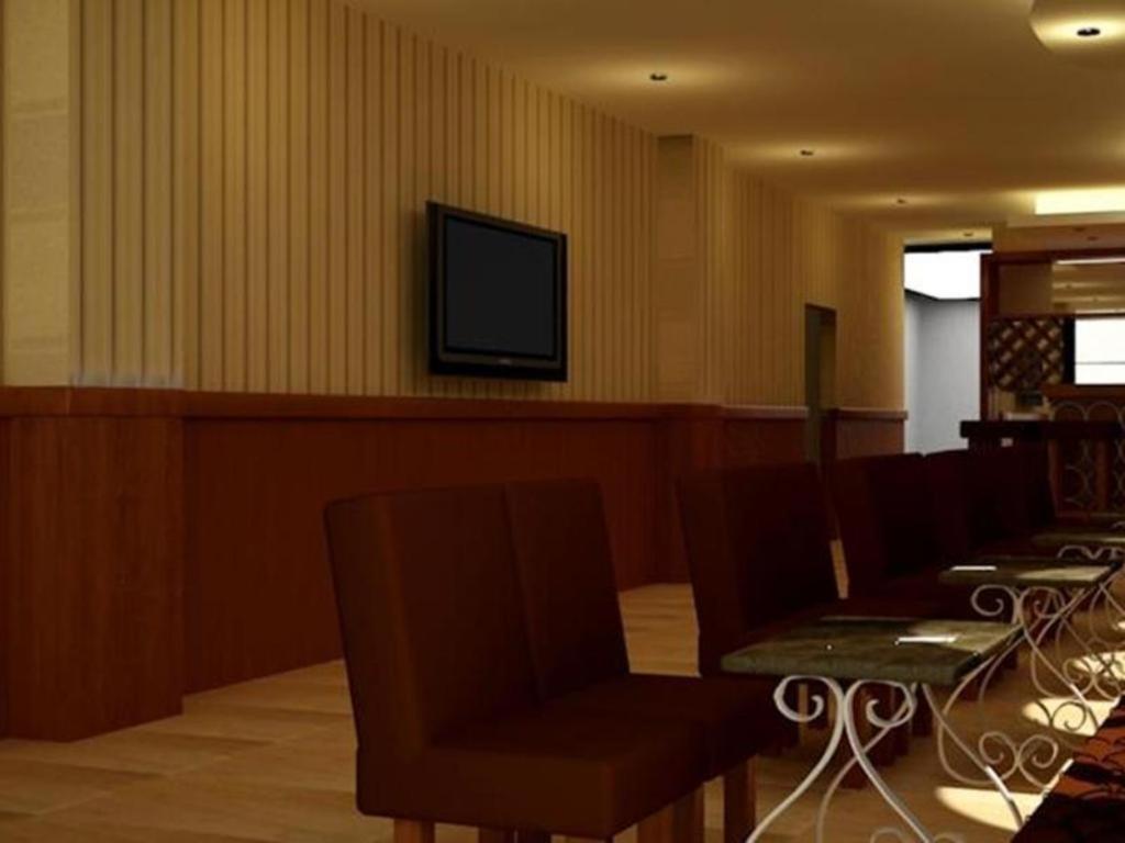 California Hotel Cakarta Dış mekan fotoğraf